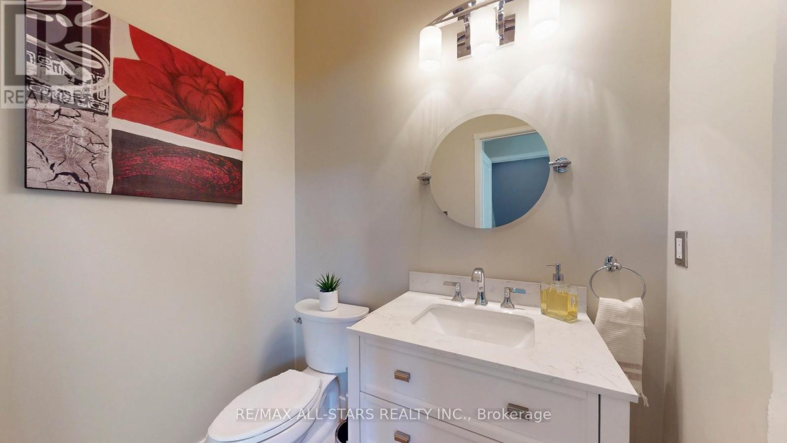 Detached at 9 CONFEDERATION DRIVE, Uxbridge