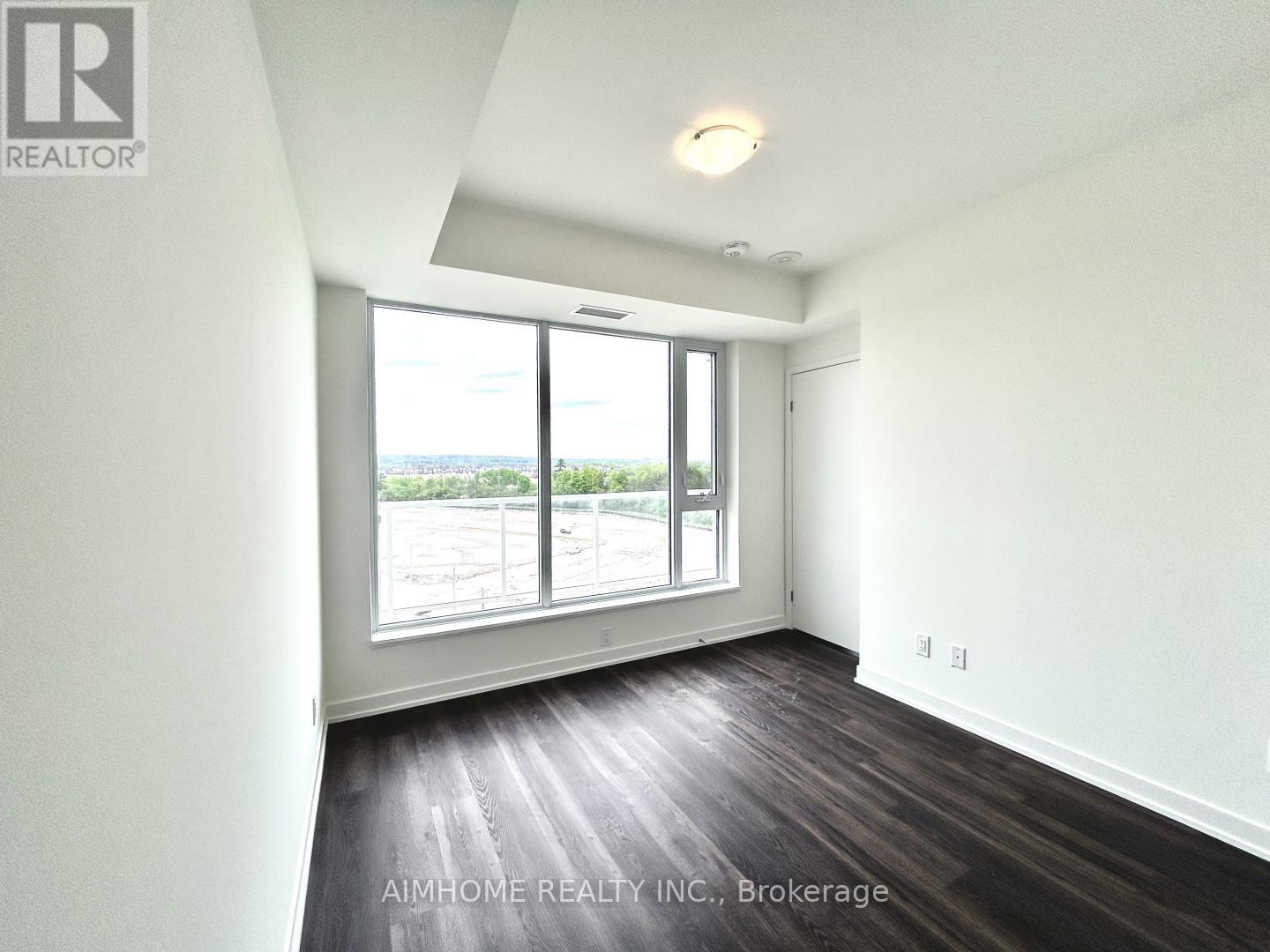 Apartment at 829 - 2 DAVID EYER ROAD E, Richmond Hill