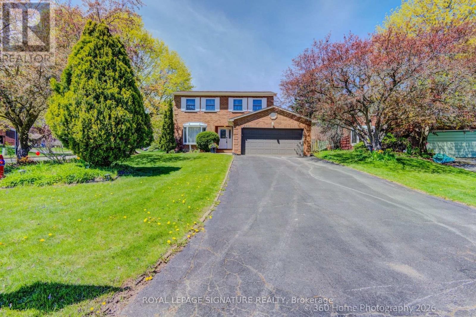 Detached at 230 LANCASTER AVENUE, Newmarket (Bristol-London)
