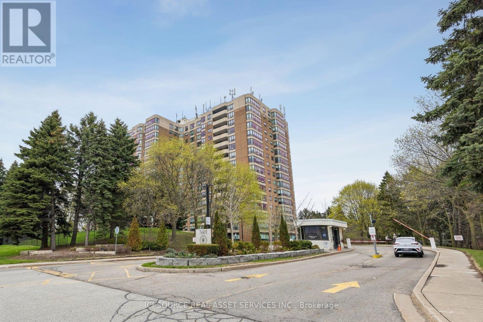 Apartment at 1003 - 7601 BATHURST STREET, Vaughan (Crestwood-Springfarm-Yorkhill)