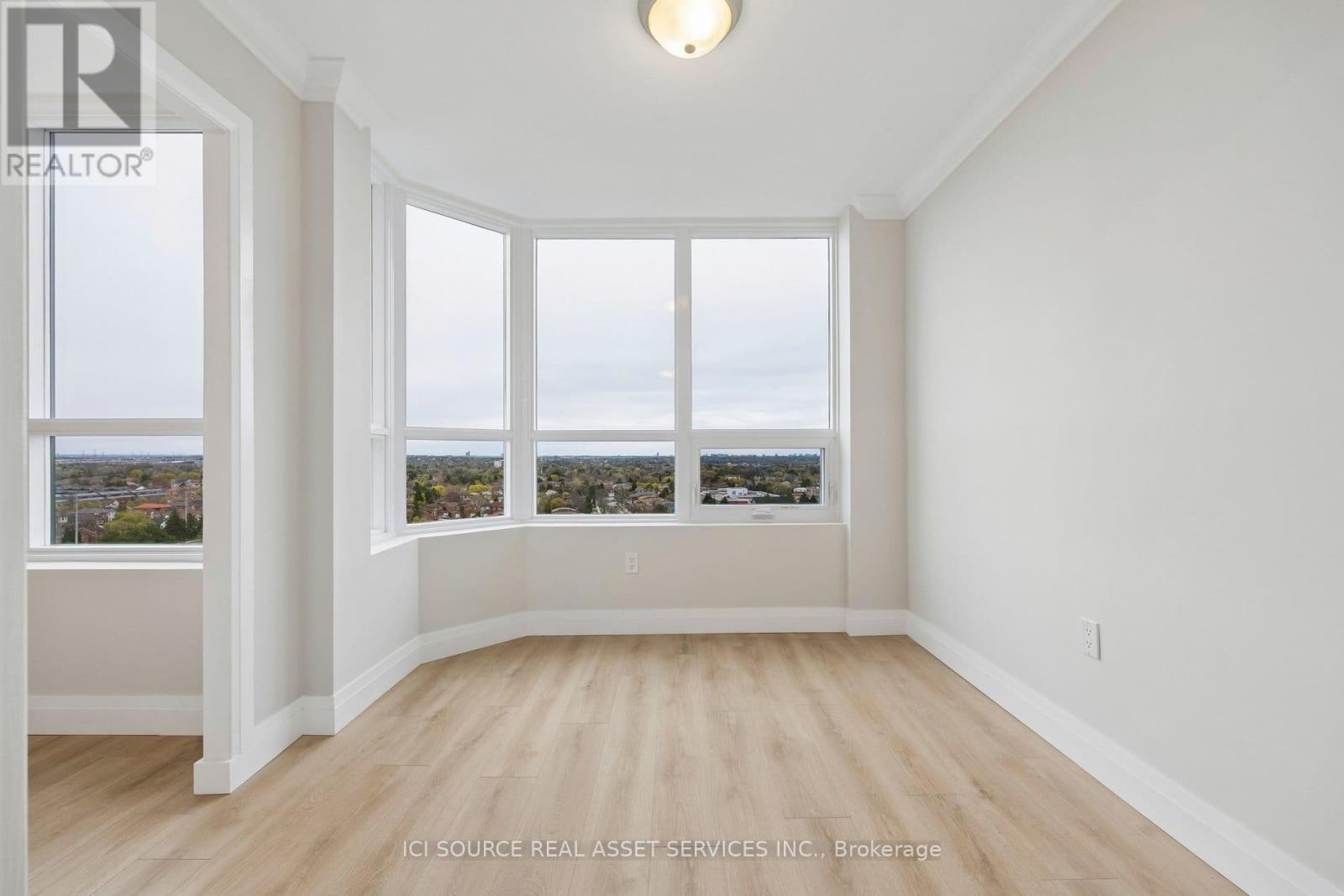 Apartment at 1003 - 7601 BATHURST STREET, Vaughan
