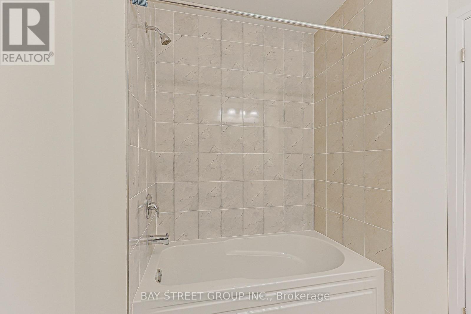 Townhouse at 44 SEINE LANE, Richmond Hill