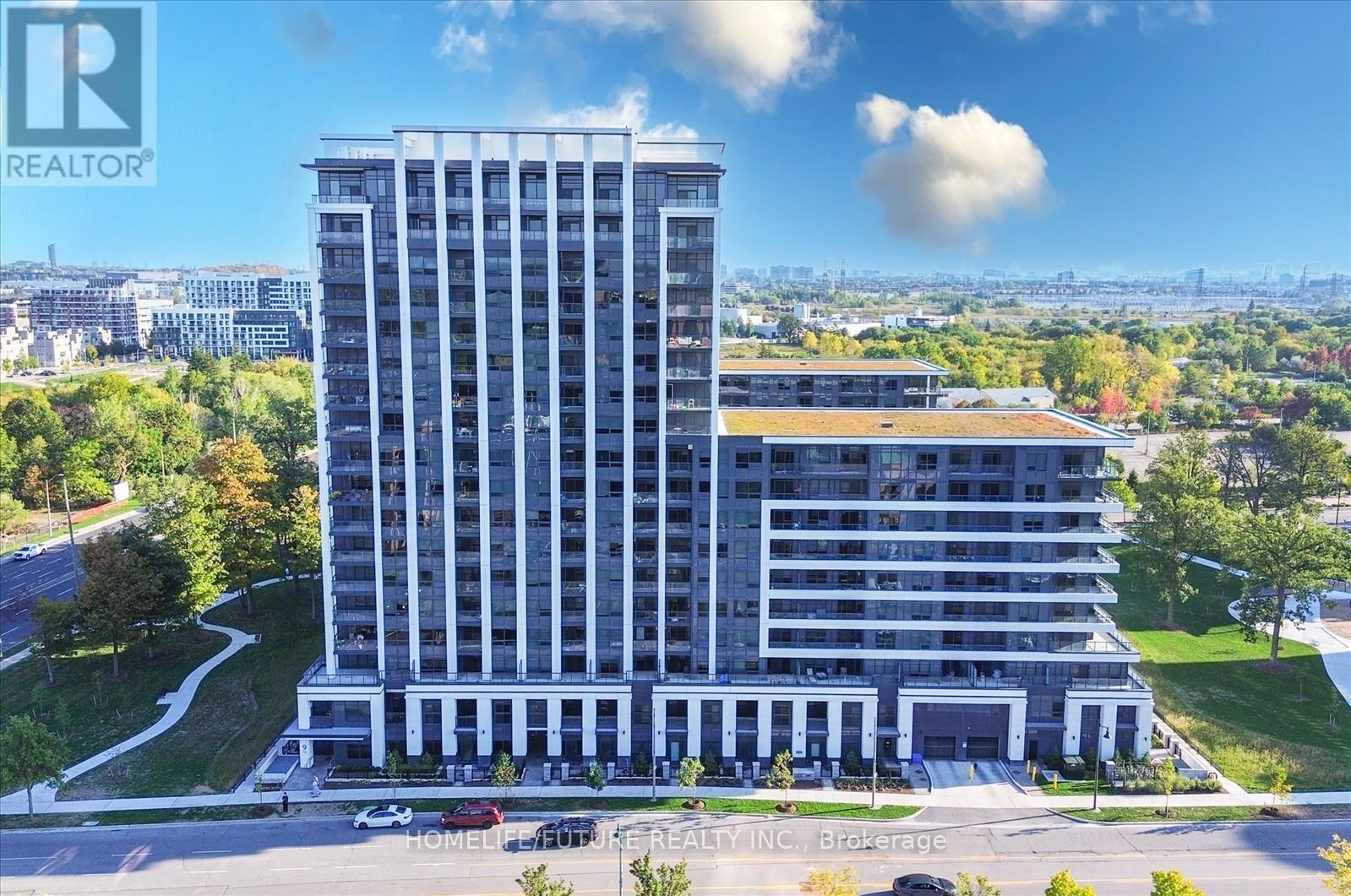 Apartment at 1017 - 8 CEDARLAND DRIVE, Markham (Unionville)