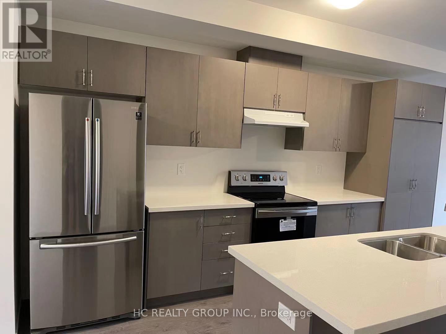 Townhouse at 12 TERRACE BAY LANE, Richmond Hill (Westbrook)