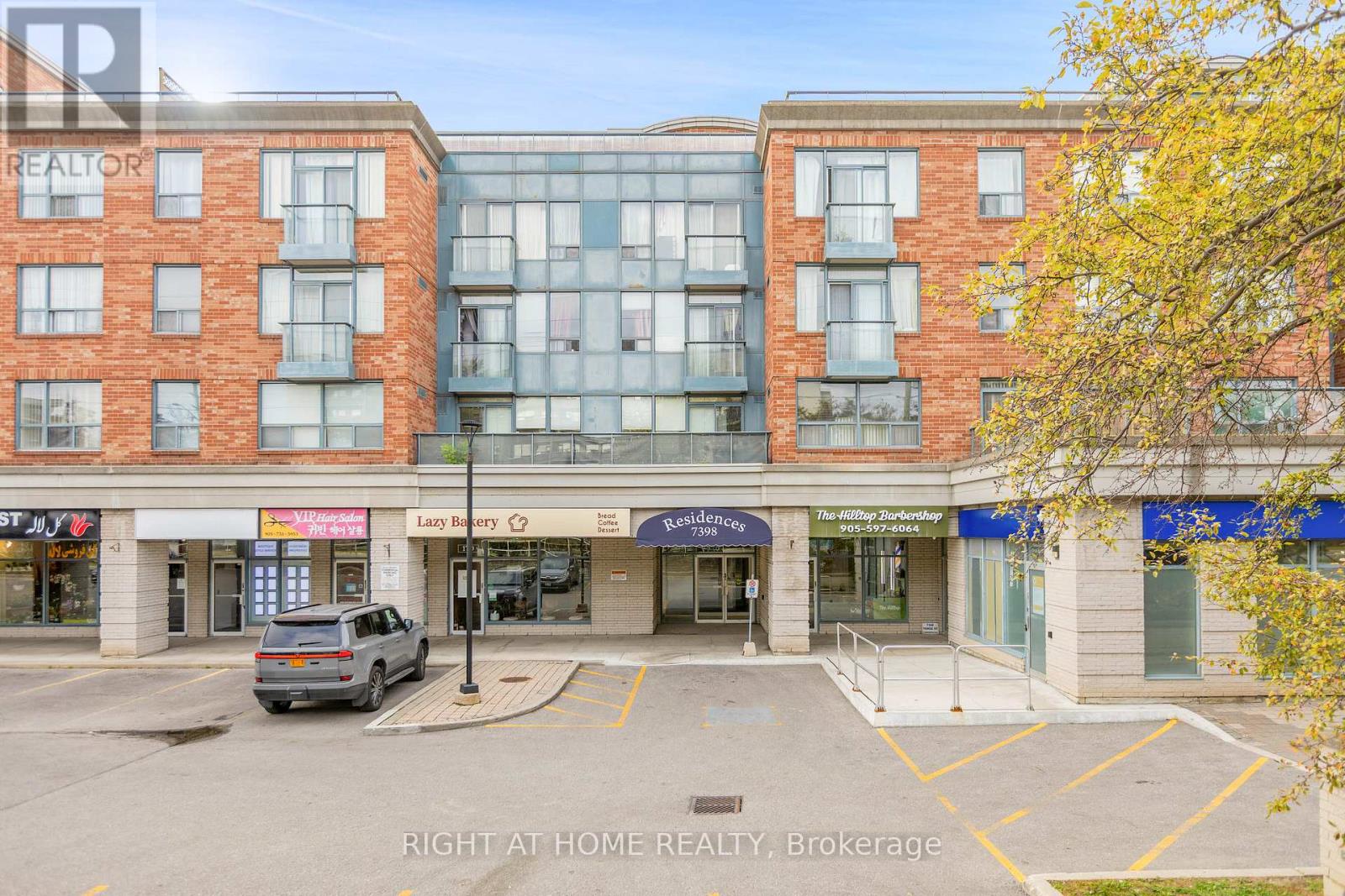 Apartment at 107A - 7398 YONGE STREET, Vaughan (Crestwood-Springfarm-Yorkhill)