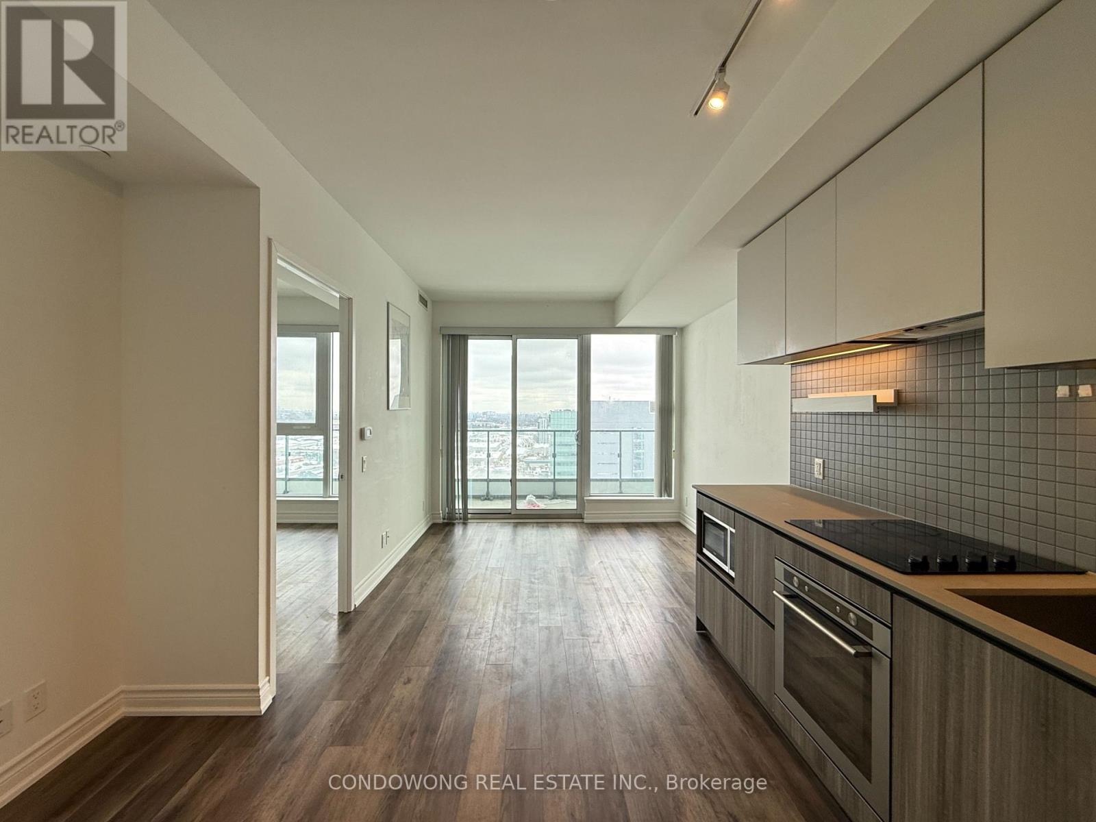 Apartment at 2606 - 5 BUTTERMILL AVENUE, Vaughan (Concord)
