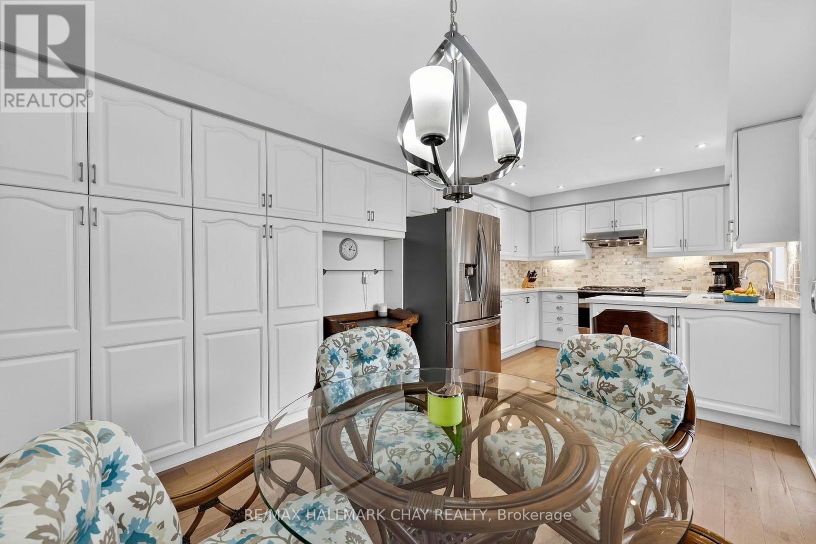 Detached at 4 DARLING CRESCENT, New Tecumseth
