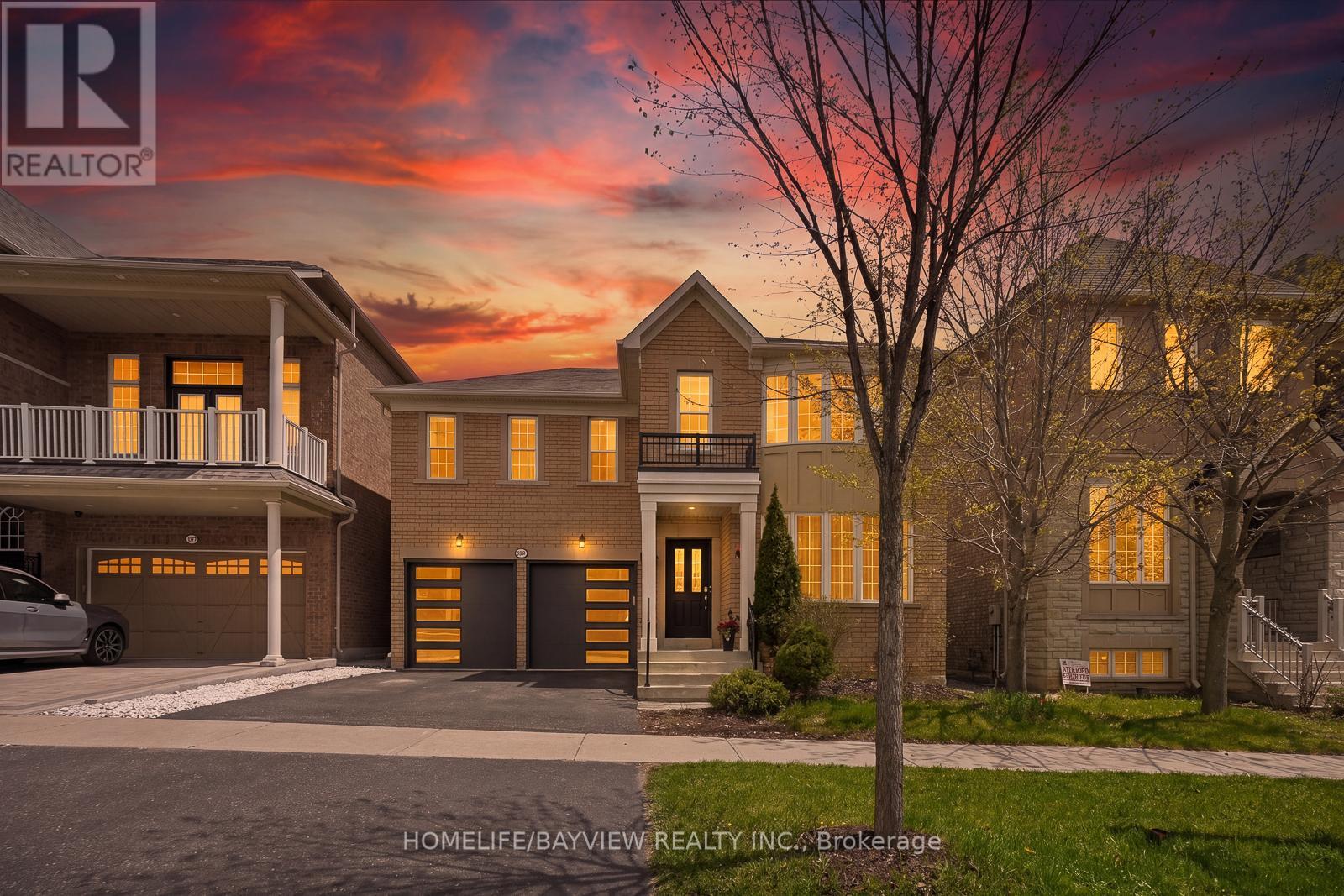 Detached at 95 ALPACA DRIVE, Richmond Hill (Jefferson)