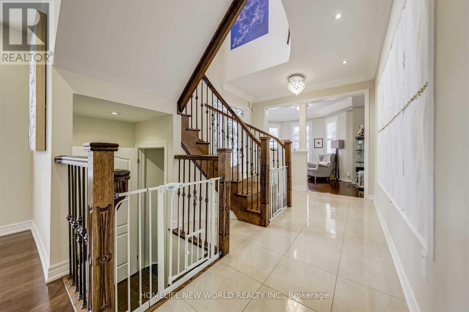 Detached at 48 ROY HARPER AVENUE, Aurora