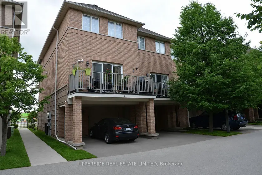 Townhouse at 7 - 23 OBSERVATORY LANE, Richmond Hill