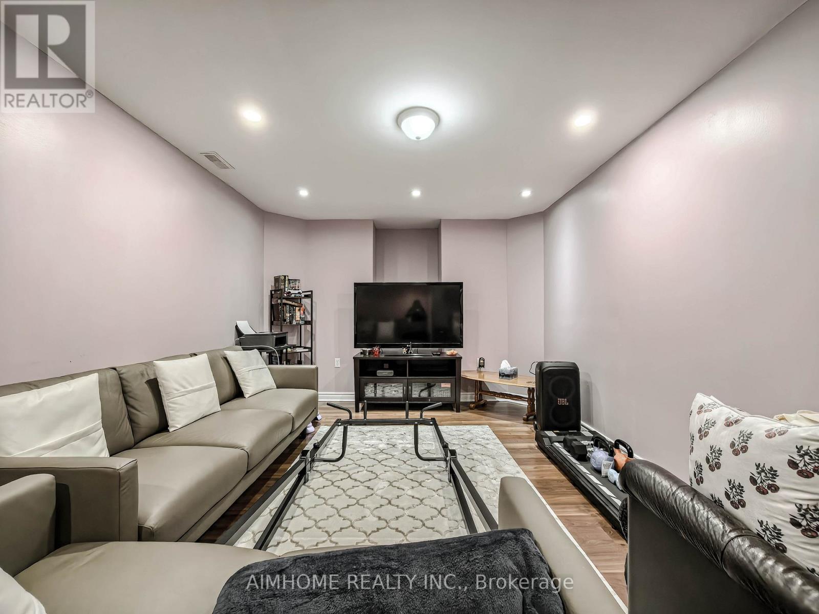 Detached at BSMT - 16 CHASSER DRIVE, Markham (Greensborough)