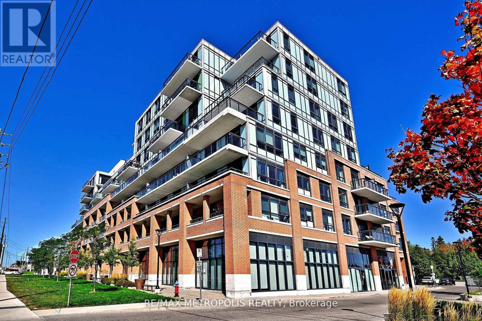 Apartment at 809 - 11611 YONGE STREET, Richmond Hill (Jefferson)