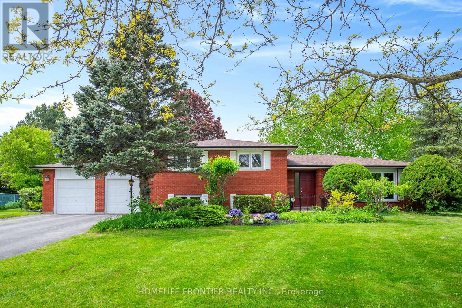 Detached at 40 DELTA CRESCENT, East Gwillimbury (Holland Landing)