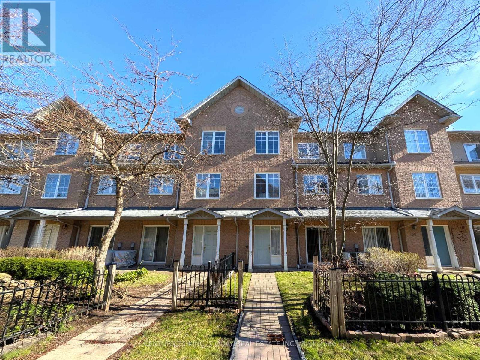 Townhouse at 23A - 2 ALPEN WAY, Markham (Unionville)