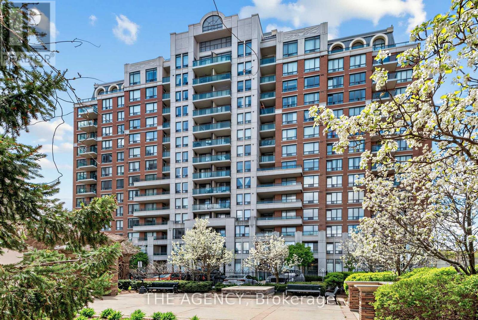 Apartment at 409 - 330 RED MAPLE ROAD, Richmond Hill (Langstaff)