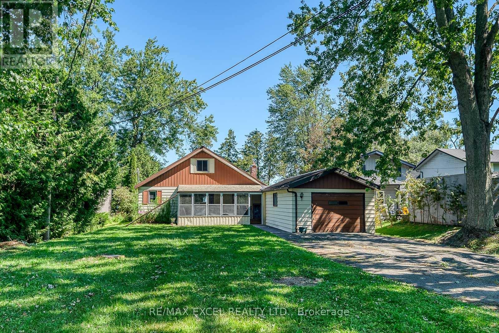 Detached at 124 MOORE'S BEACH ROAD, Georgina (Virginia)