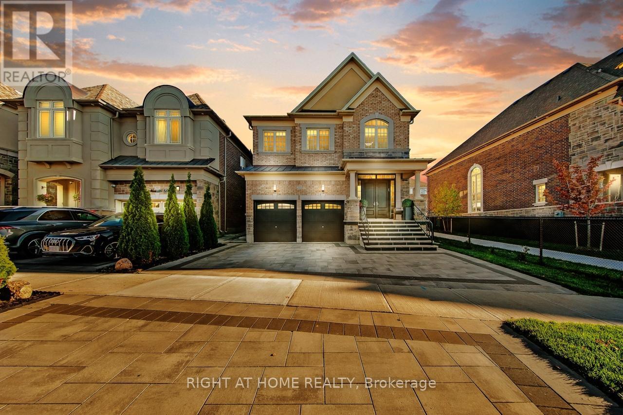 Detached at 38 MENOTTI DRIVE, Richmond Hill (Oak Ridges)
