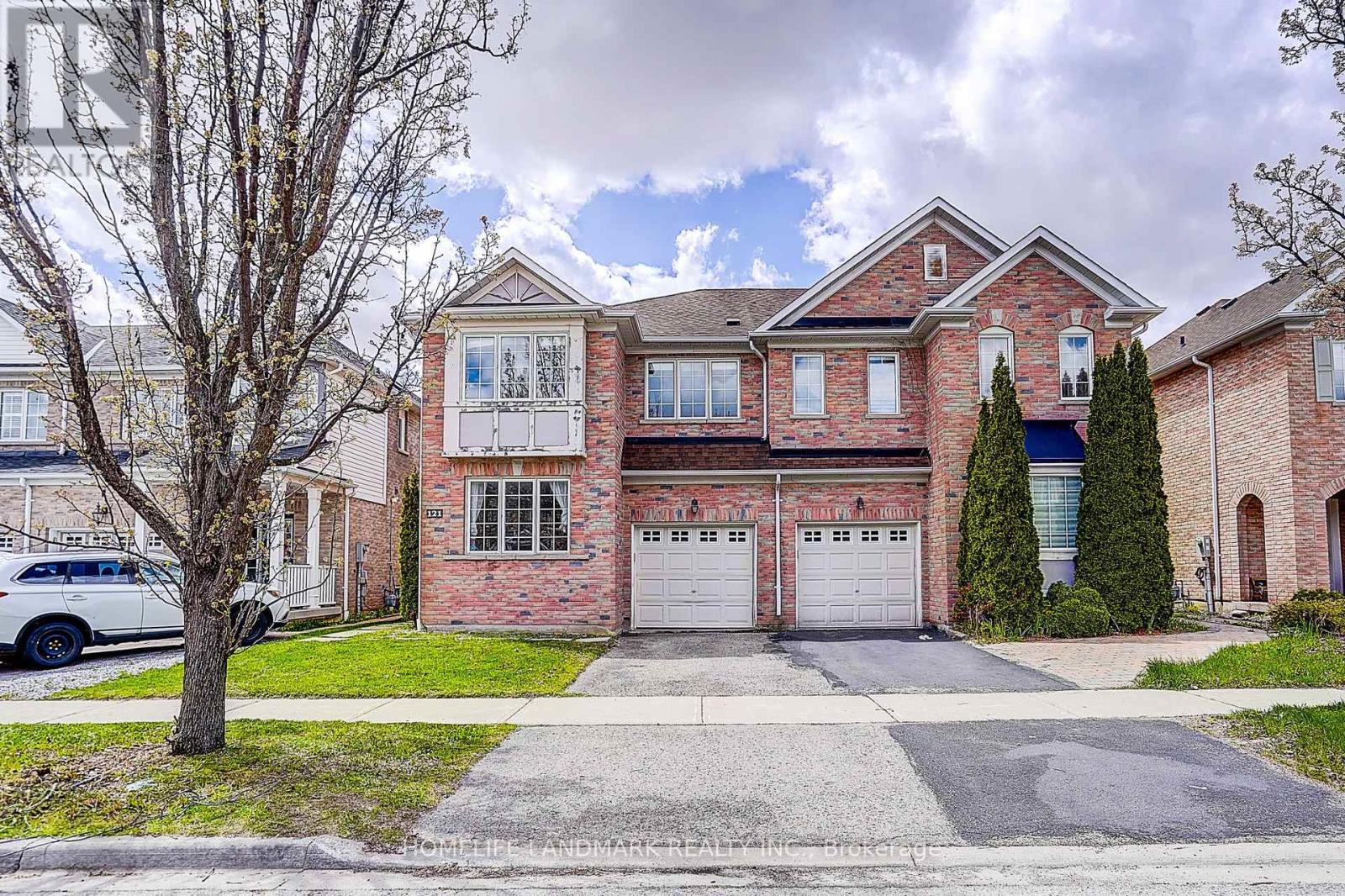 Semi-Detached/Link at 121 LOWTHER AVENUE, Richmond Hill (Oak Ridges)