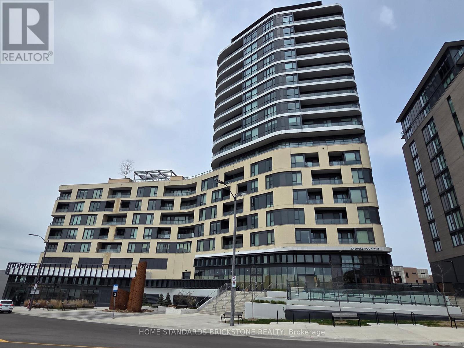 Apartment at 608 - 120 EAGLE ROCK WAY, Vaughan