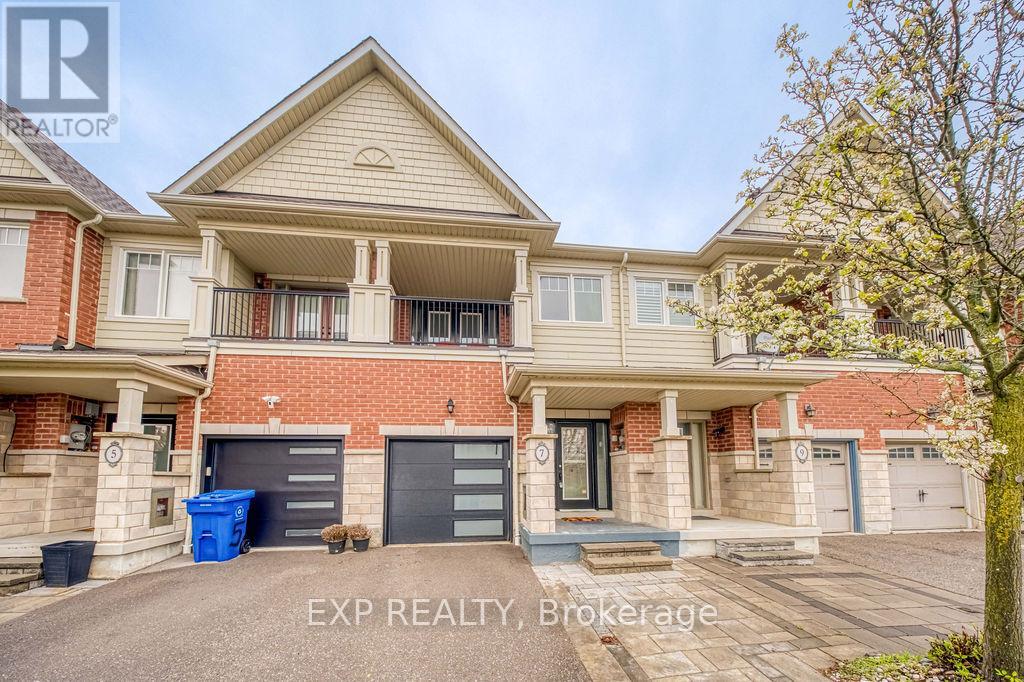 Townhouse at 7 NORTHWEST PASSAGE, Whitchurch-Stouffville (Stouffville)