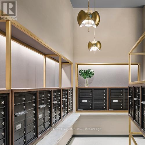Apartment at 1107 - 2851 HIGHWAY 7 ROAD, Vaughan