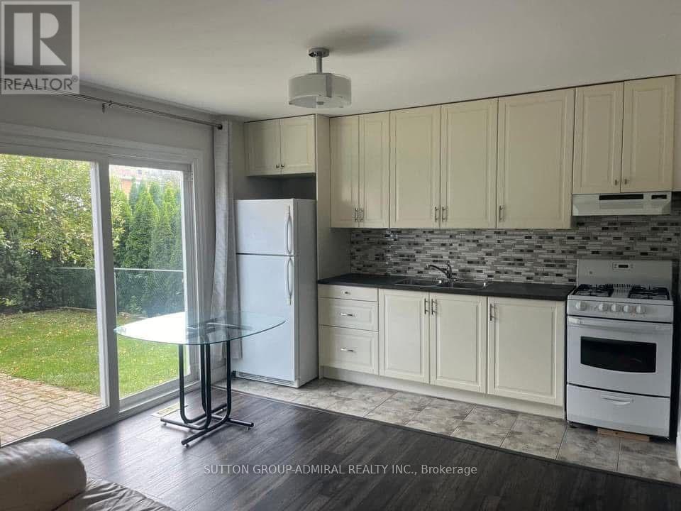 Detached at UPPER LEVEL - 123 CHERRY HILLS ROAD, Vaughan (Glen Shields)