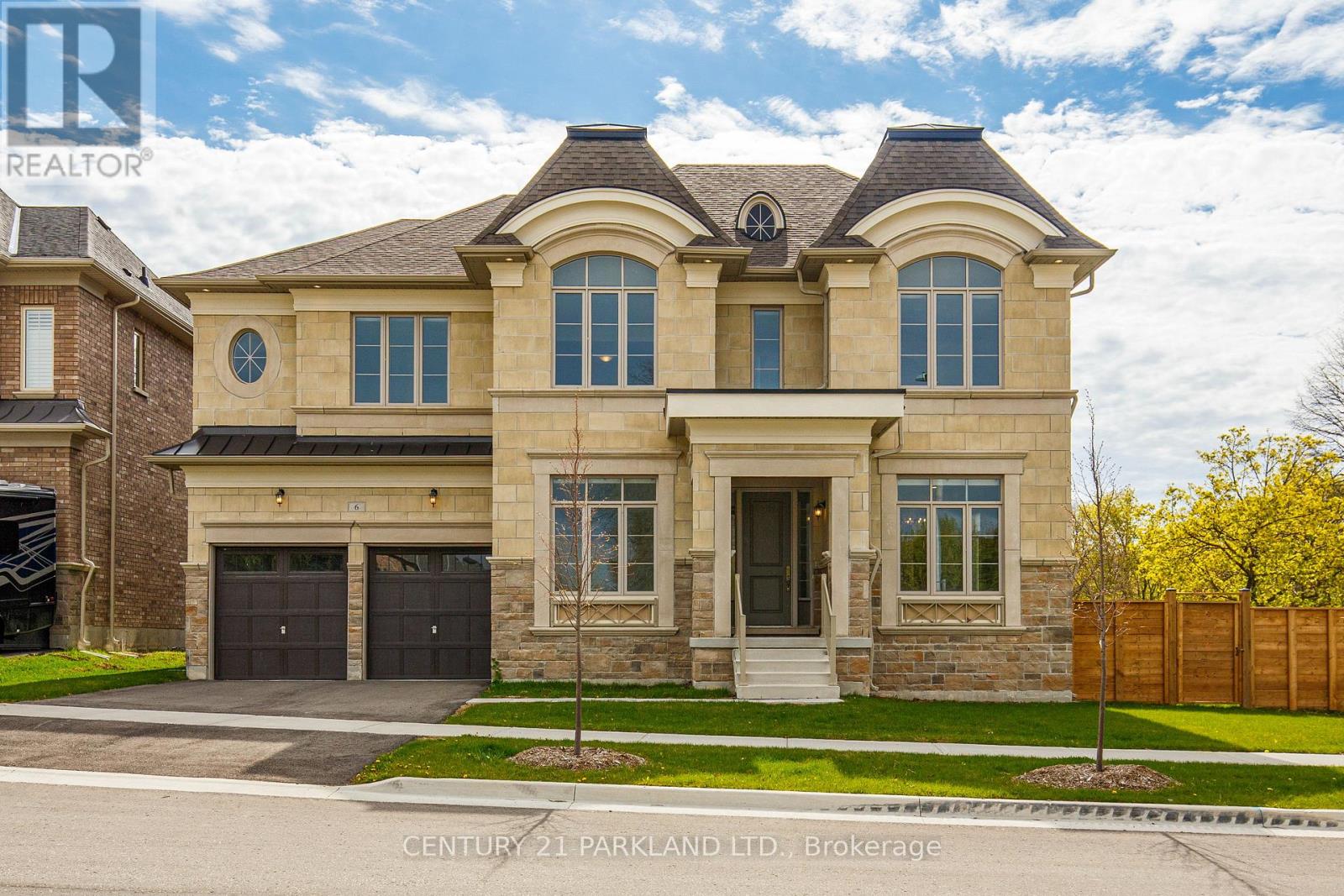Detached at 6 DENNIS REED COURT, Aurora (Aurora Highlands)