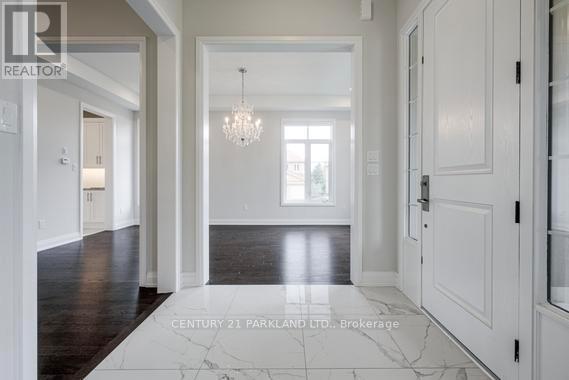 Detached at 6 DENNIS REED COURT, Aurora
