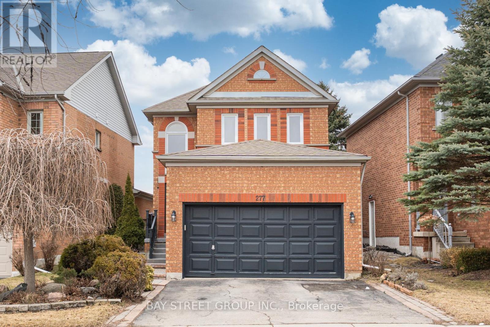 Detached at 277 STONE ROAD, Aurora (Aurora Grove)