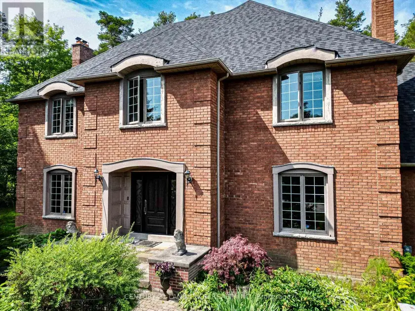 Detached at 2 HERON TRAIL, Whitchurch-Stouffville
