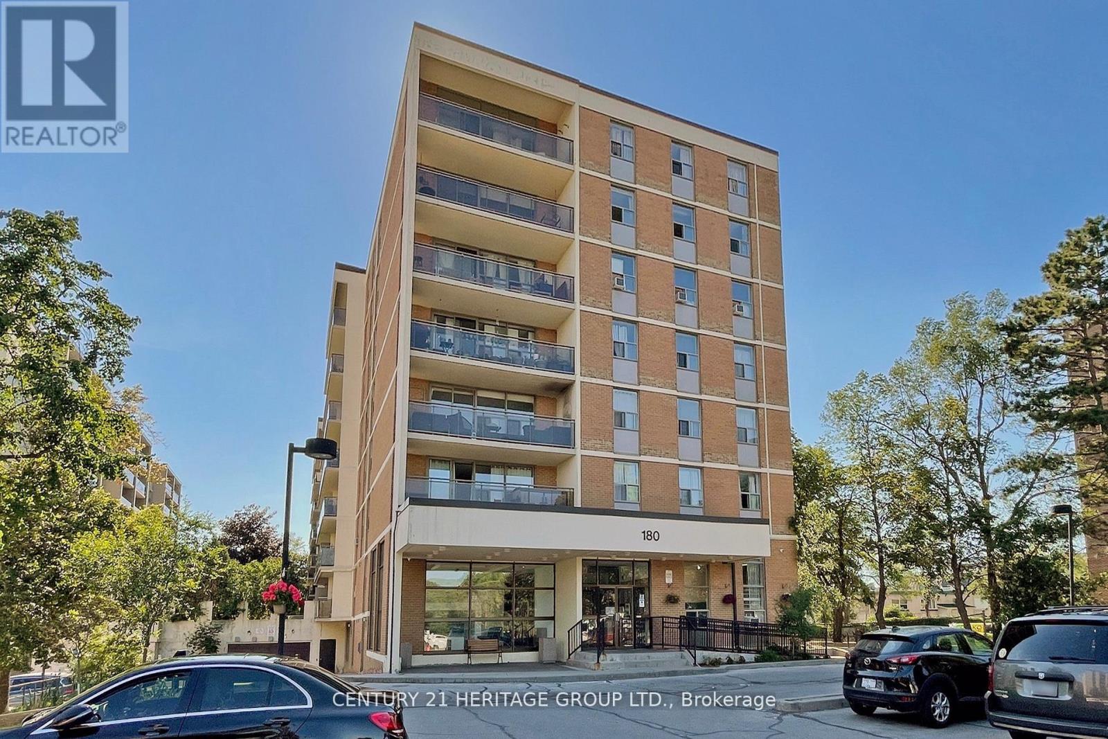 Apartment at 609 - 180 DUDLEY AVENUE, Markham (Thornhill)