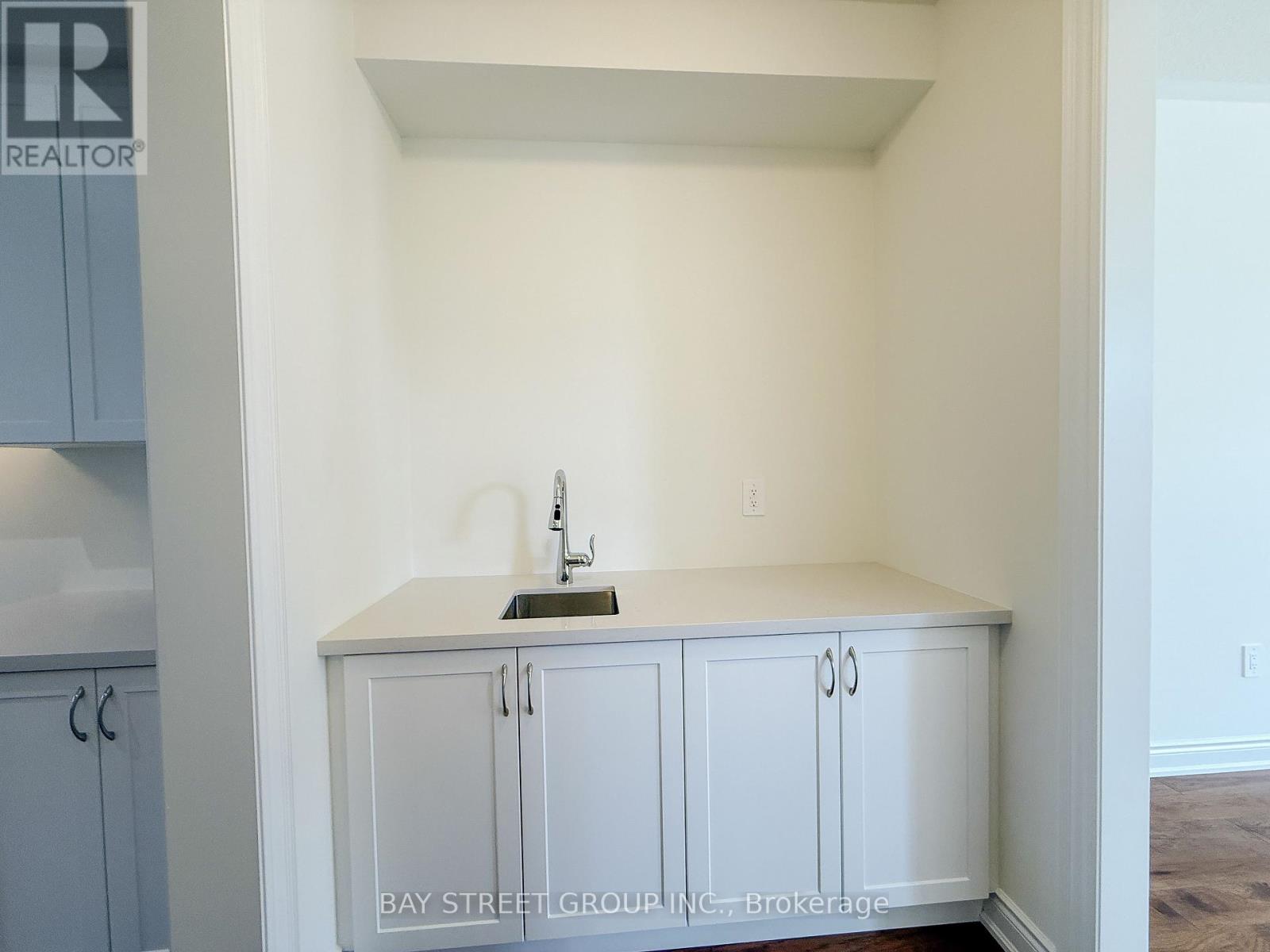 Detached at 18 SHELSON PLACE, Georgina