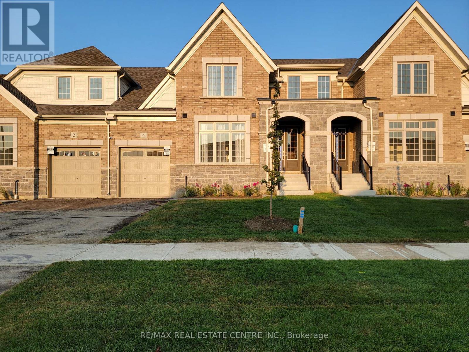 Townhouse at 4 BAYBERRY DRIVE, Adjala-Tosorontio (Colgan)