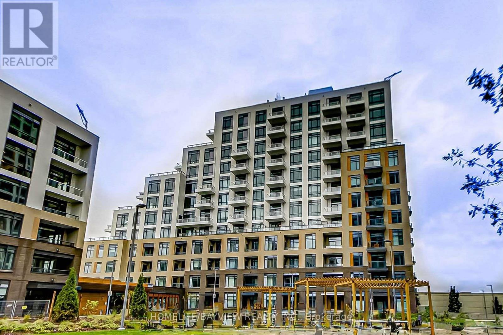 Apartment at 603 - 8 BEVERLEY GLEN BOULEVARD, Vaughan (Beverley Glen)