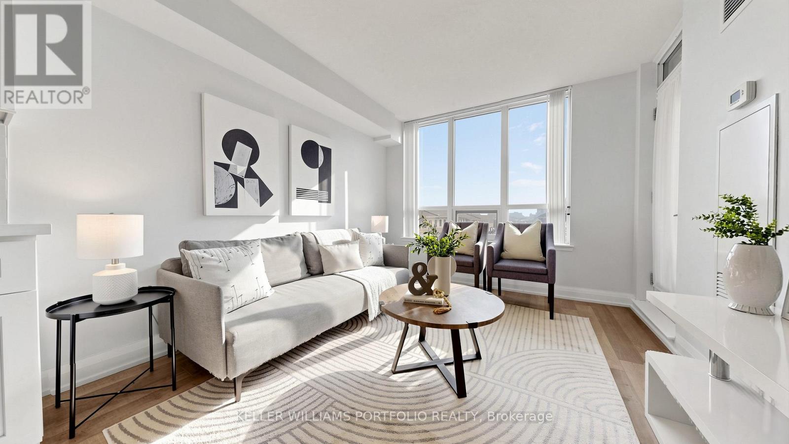 Apartment at 376 HWY 7 HIGHWAY, Richmond Hill (Doncrest)