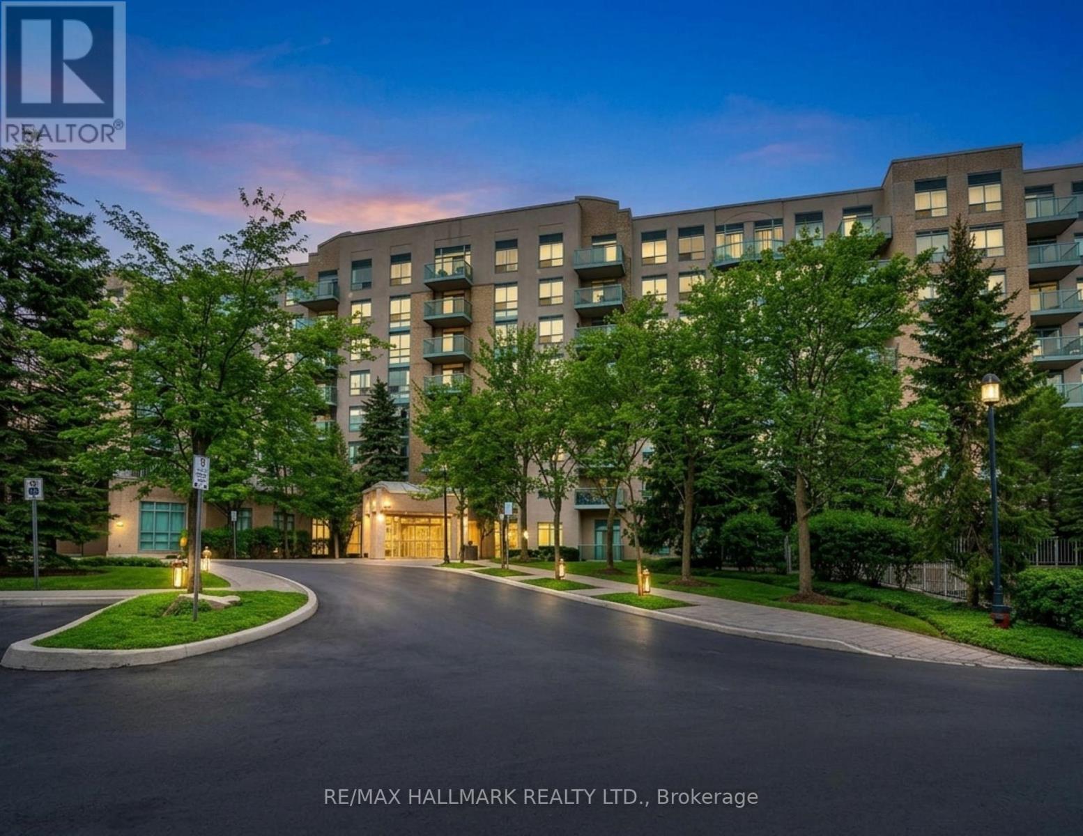 Apartment at 106 - 3 ELLESMERE STREET, Richmond Hill (Langstaff)