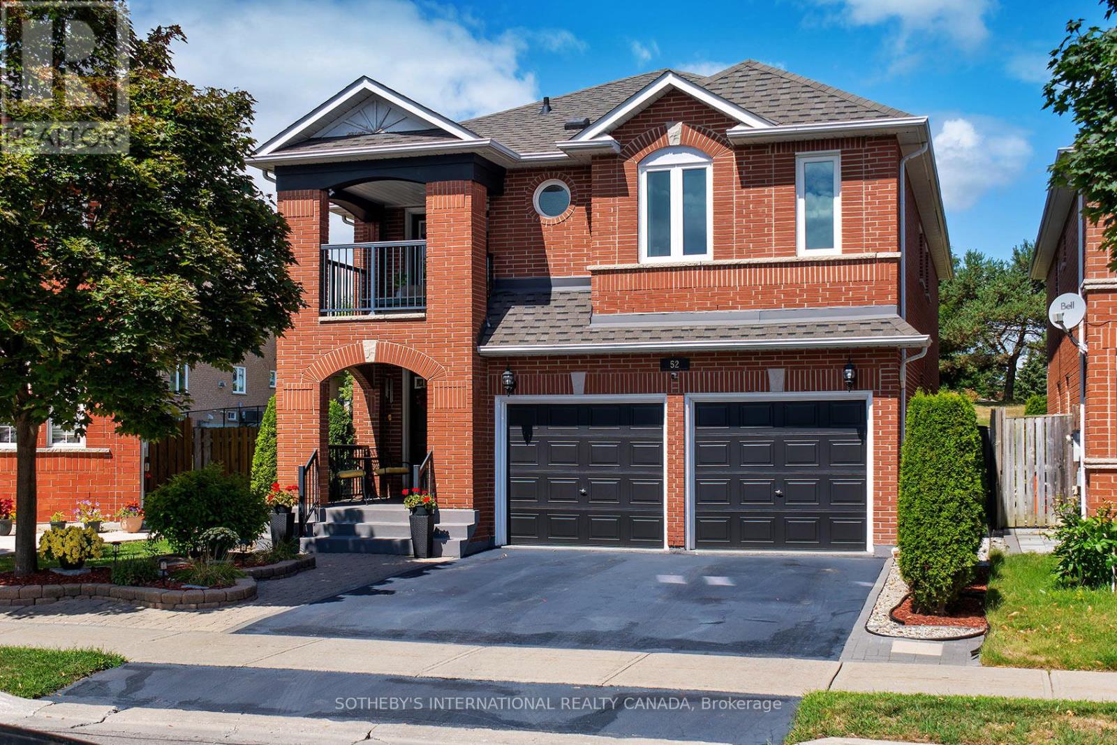 Detached at 52 MONTEITH CRESCENT, Vaughan (Maple)