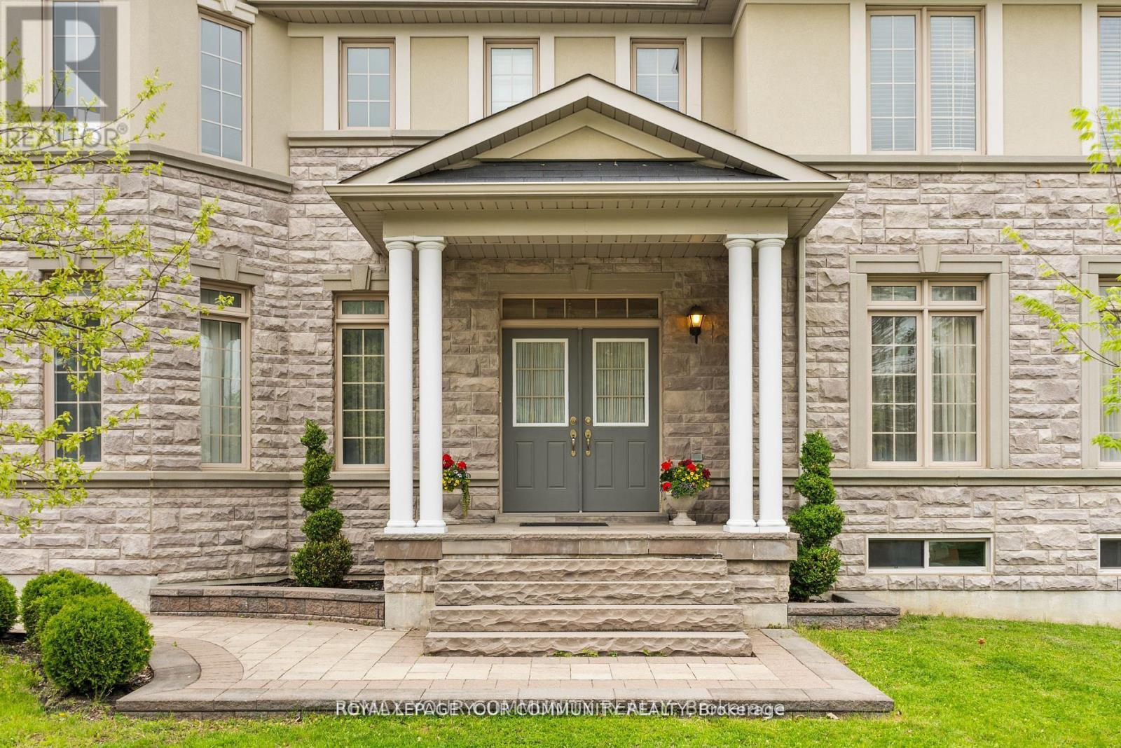 Detached at 108 HEADWATER CRESCENT, Richmond Hill