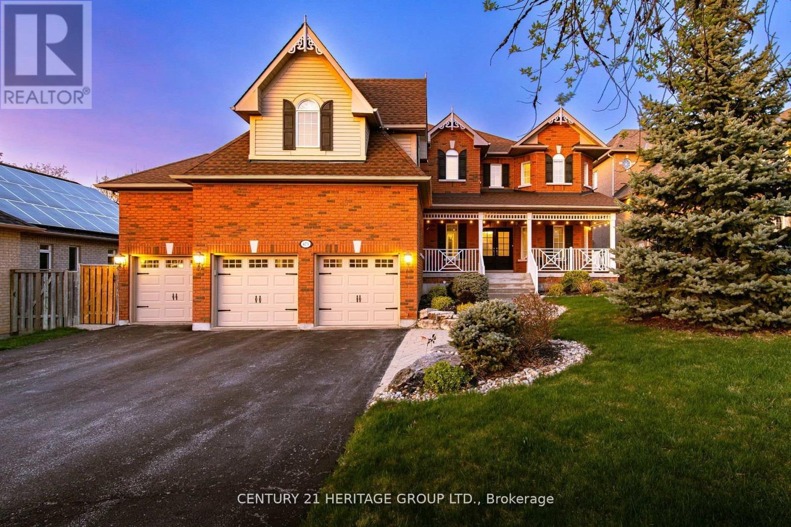 Detached at 673 CHALEUR PLACE, Newmarket (Stonehaven-Wyndham)