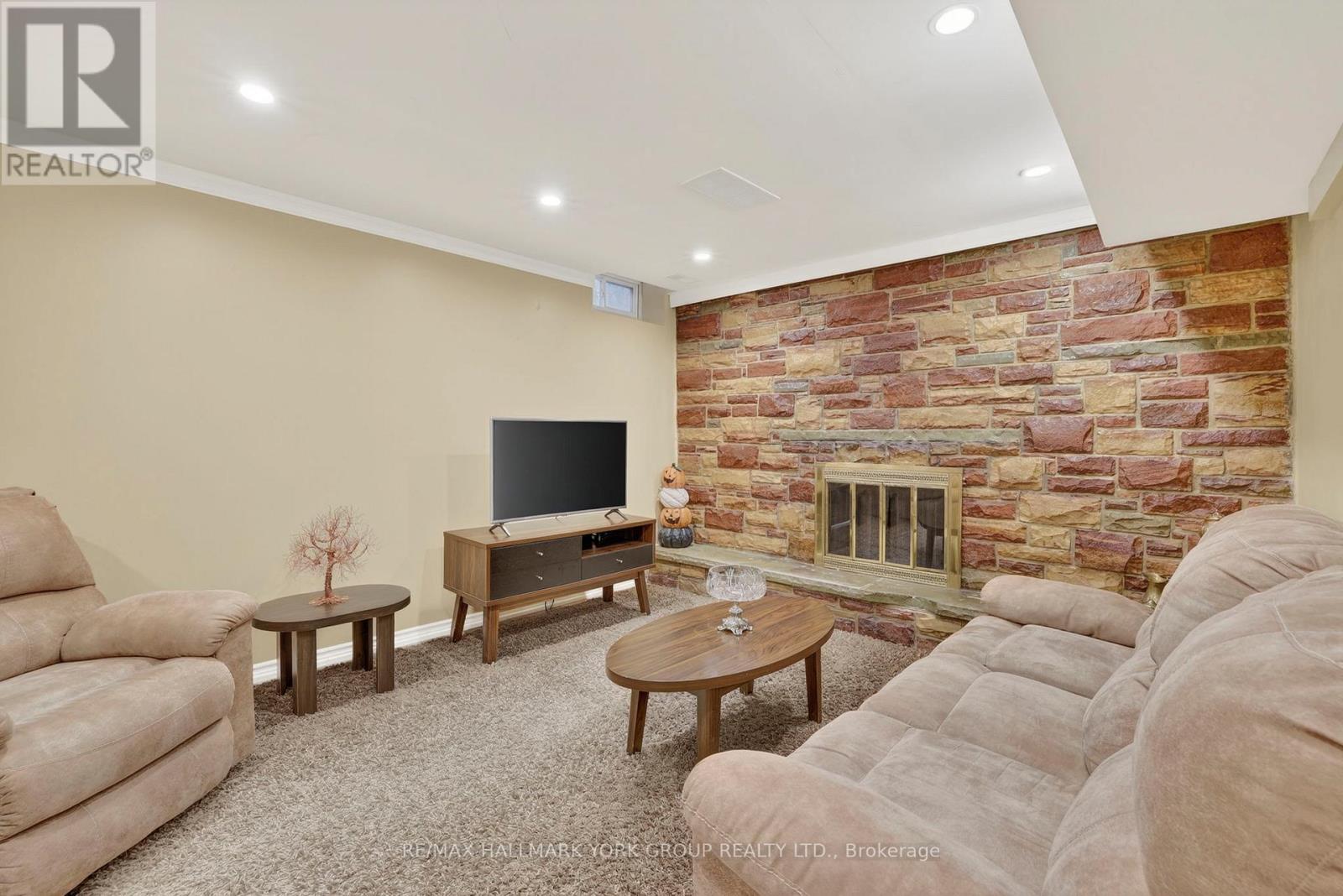Detached at 459 SANDFORD STREET, Newmarket