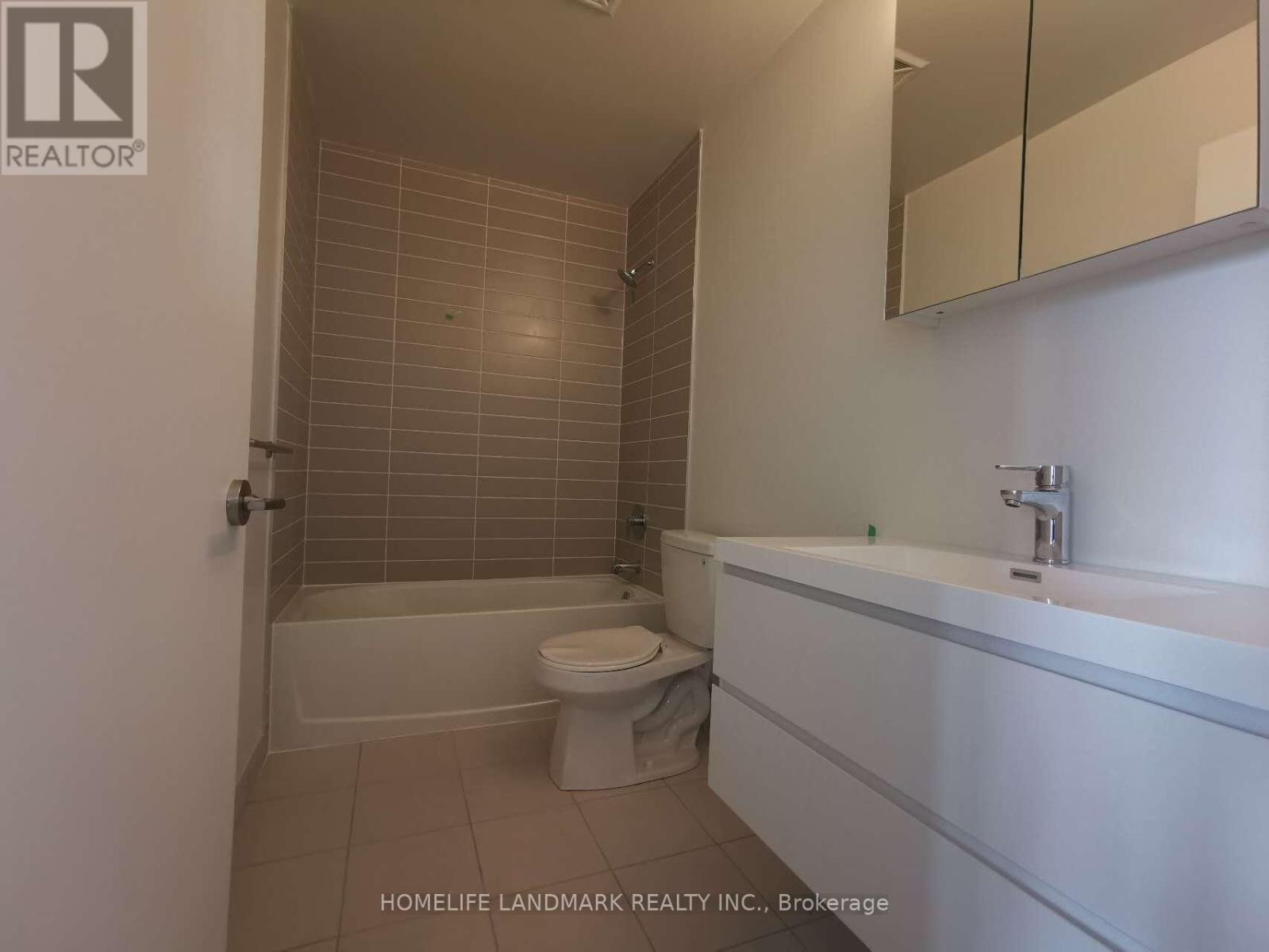 Apartment at B1402 - 292 VERDALE CROSS N, Markham