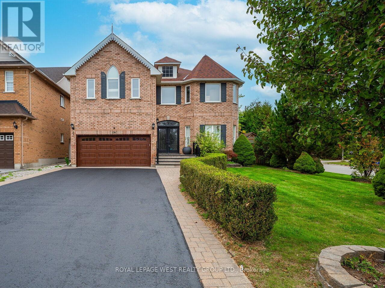 Detached at 136 ENGLISH OAK DRIVE, Richmond Hill (Oak Ridges Lake Wilcox)