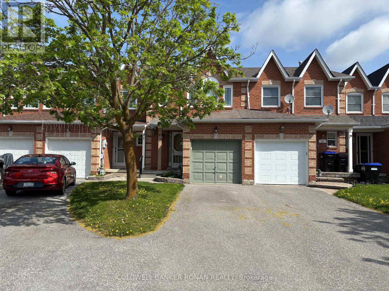 Townhouse at 16 POTTER CRESCENT, New Tecumseth (Tottenham)