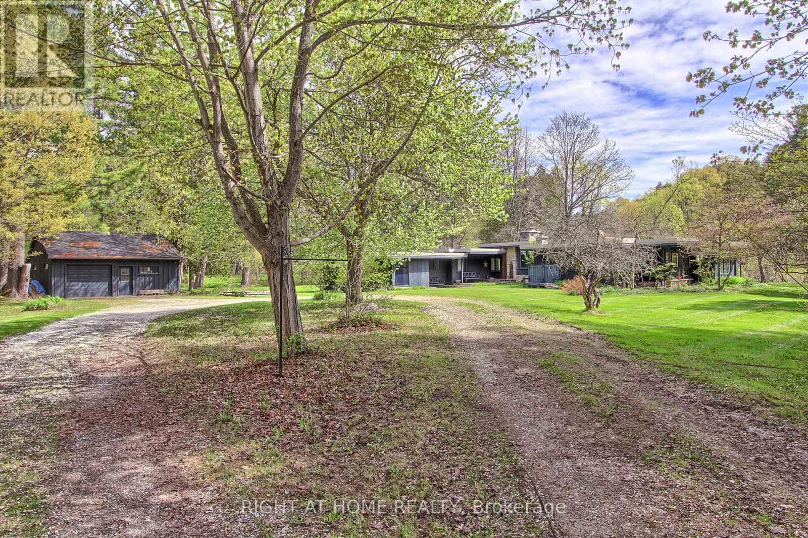 Detached at 115 VALLEY ROAD, Vaughan (Kleinburg)