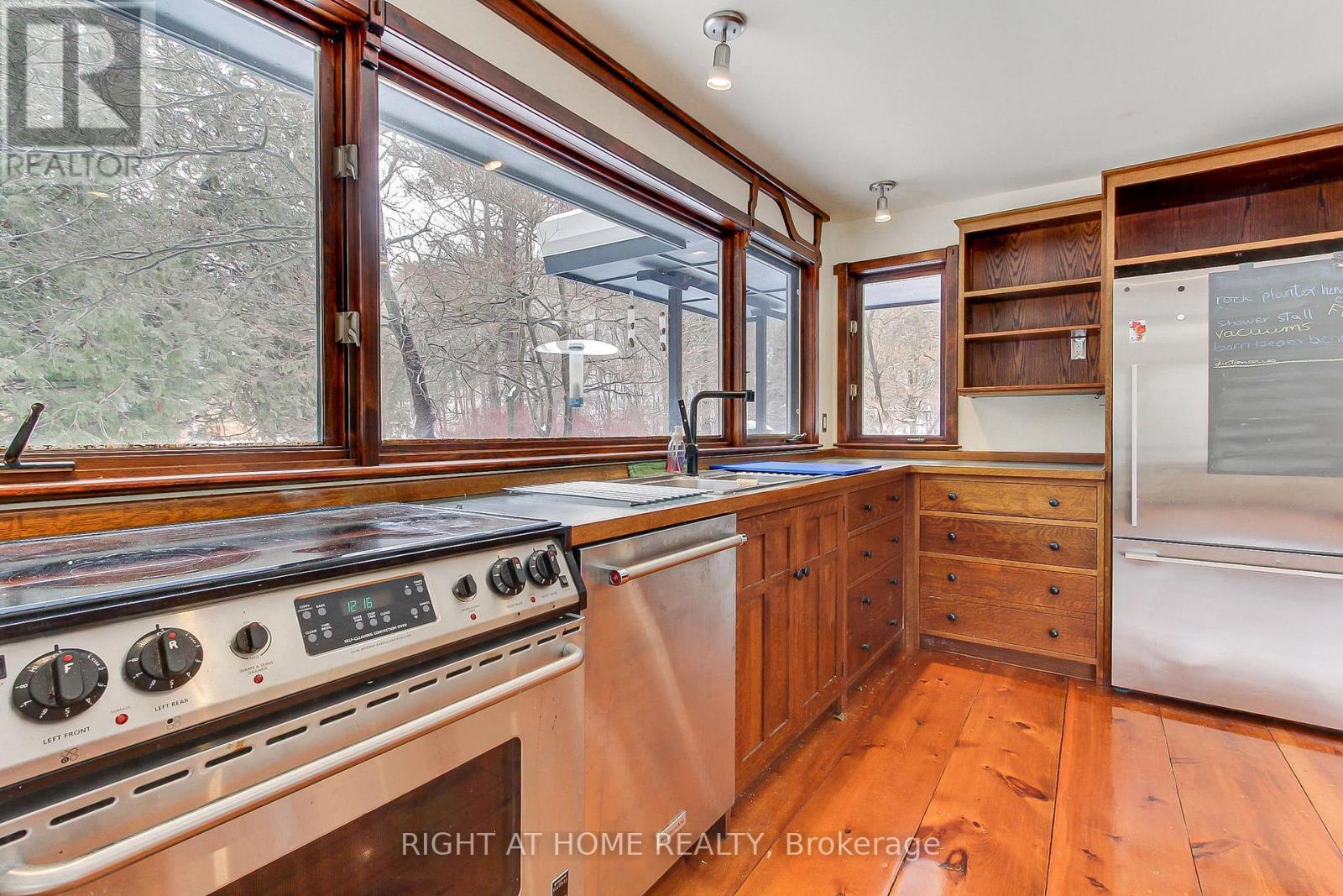 Detached at 115 VALLEY ROAD, Vaughan