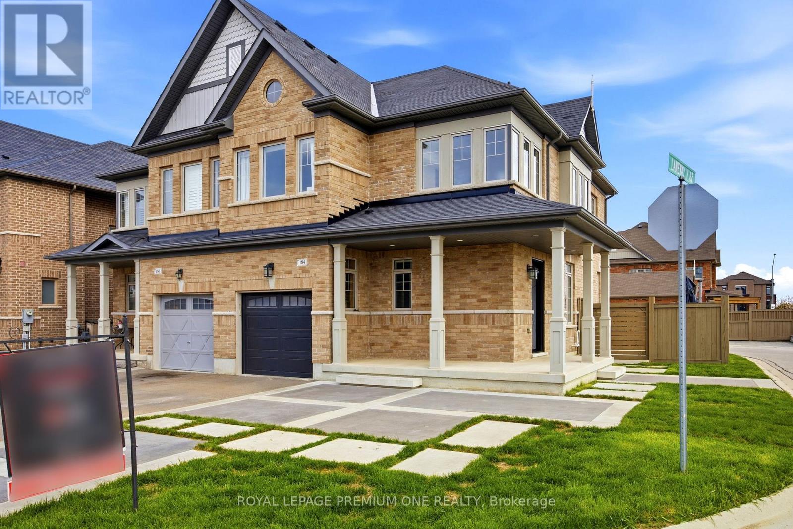 Semi-Detached/Link at 184 KINCARDINE STREET, Vaughan (Kleinburg)