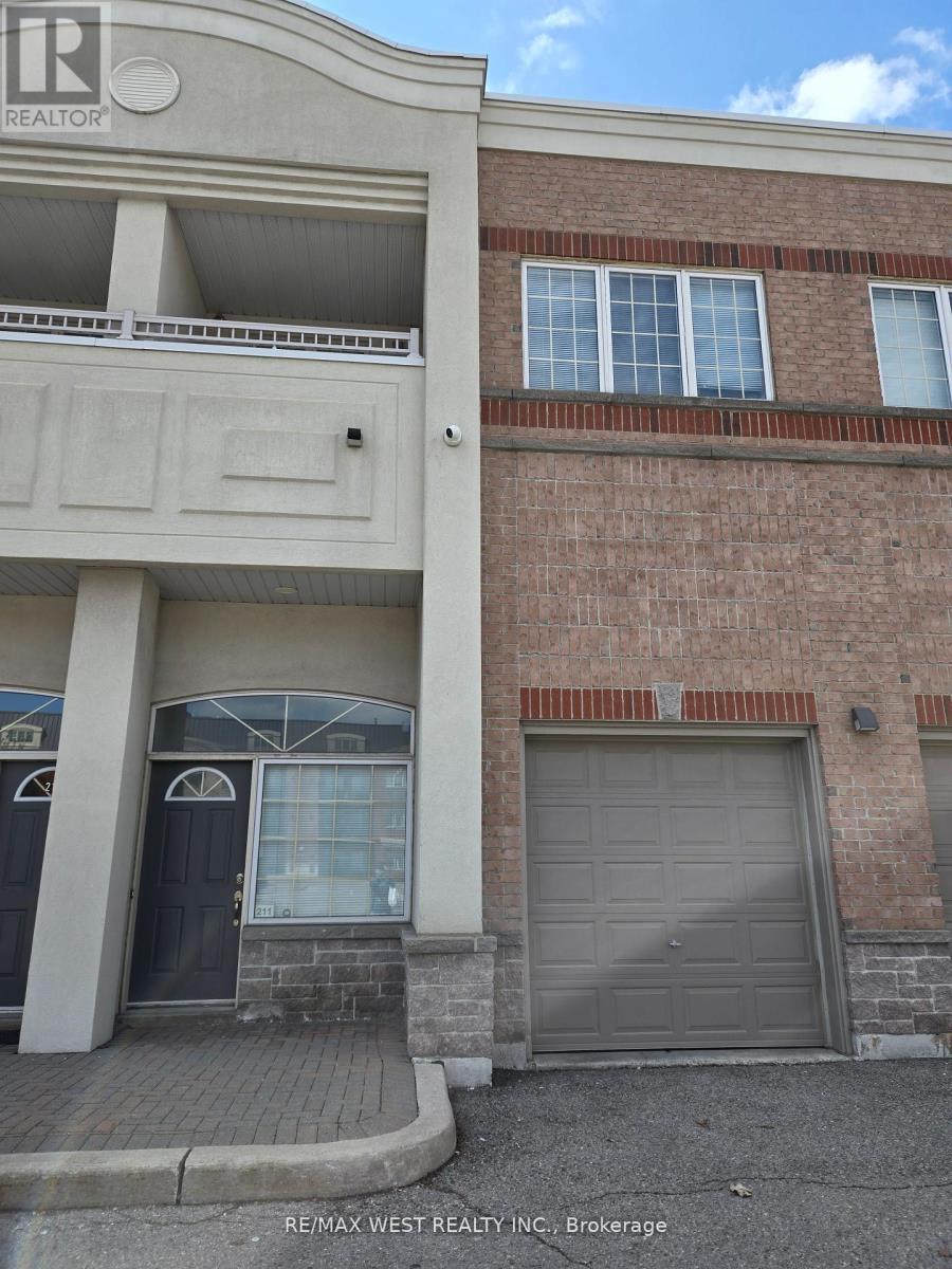 Townhouse at 211 - 9441 JANE STREET, Vaughan (Maple)