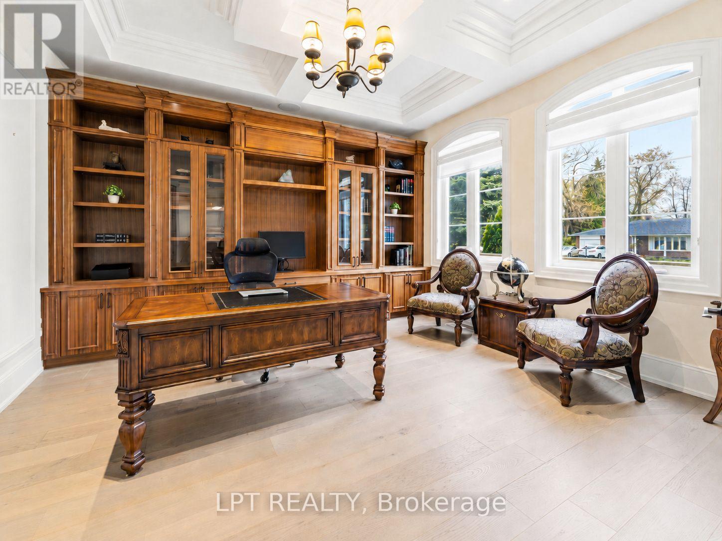Detached at 256 PATRICIA DRIVE, King