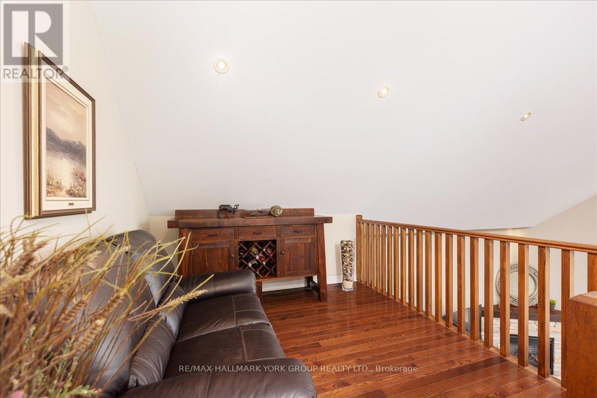Detached at 94 RIVERVIEW BEACH ROAD, Georgina