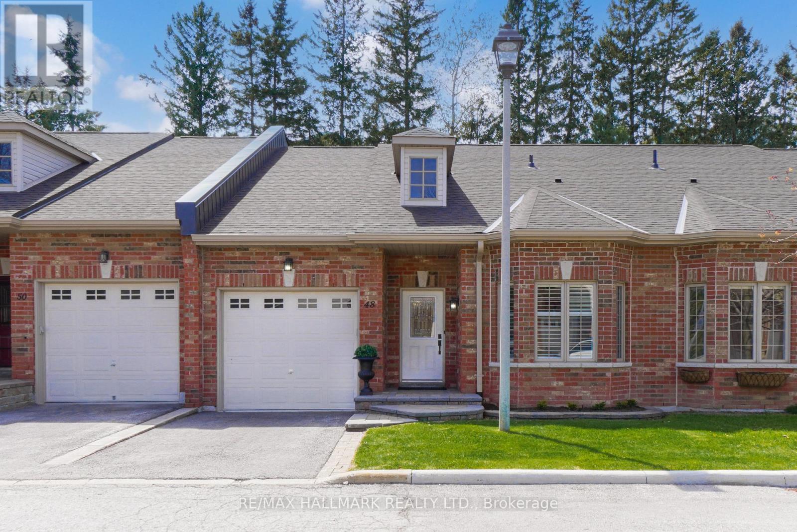 Townhouse at 48 FRED BARNARD WAY, Uxbridge